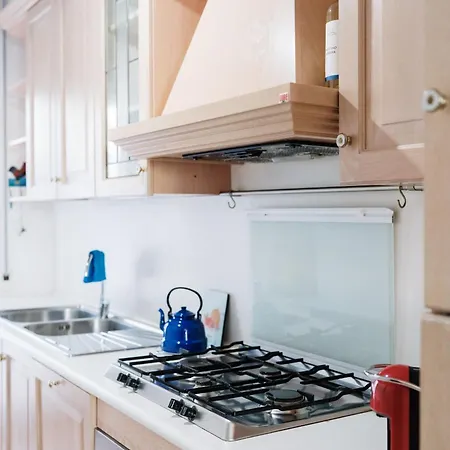 Iris Apartment