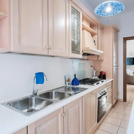 Iris Apartment