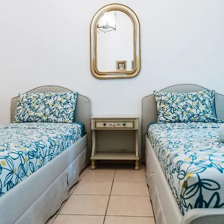 Iris Apartment